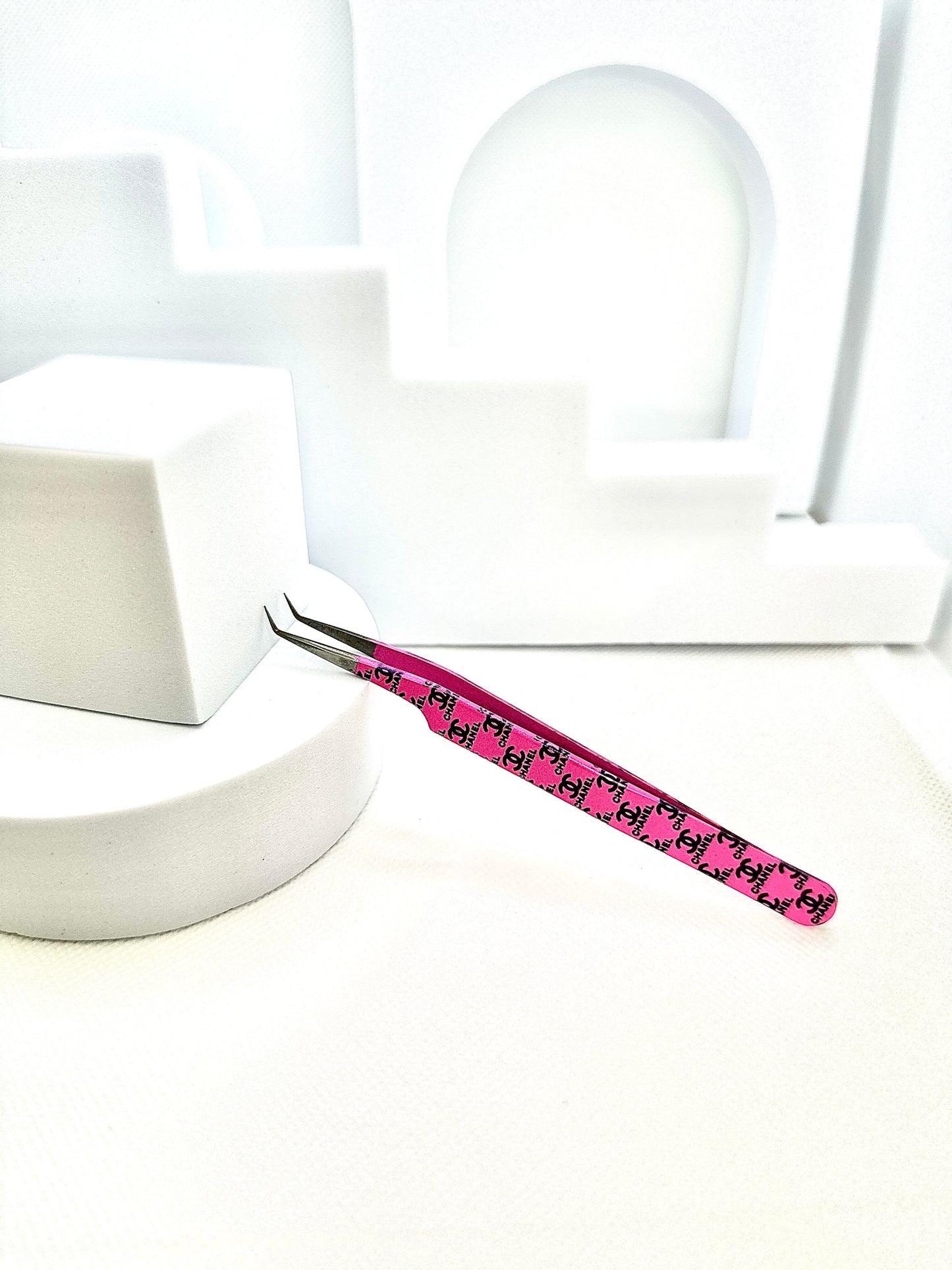 Fiber Grip 45 degree Chane l Tweezer